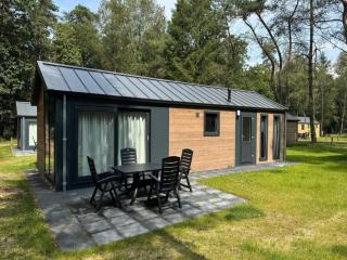 Unique chalet with terrace in Beekbergen - Beekbergen - 5