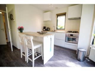 Stone forest villa suitable for 4 persons - Markelo - 5