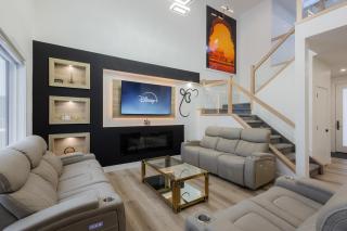 Spacious & convenient big house - Edmonton - 0