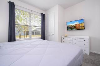 Family Fun Moana Mario Harry Potter Stay - 2