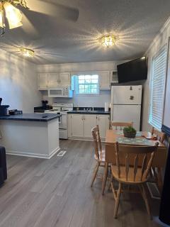 Cozy Home with Pool Access in Surf City - Holly Ridge - 1