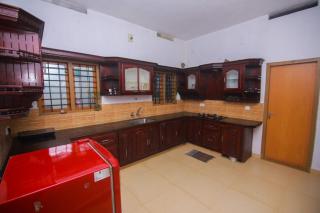 MAVERICK HOLIDAYS INN FAMILY VILLa - Vagamon - 2