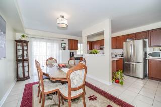 Toronto Private Room in Budget- Near Plazas, Restaurants, Subway - Toronto - 9