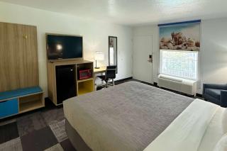 Days Inn by Wyndham Eglin AFB - Niceville - 9