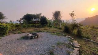 The Bare Nest Retreat - - 0