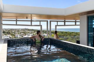 Luxury Rooftop Retreat - Private Heated Pool - Steam - Gym - - 0