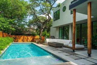 DT Luxury Oasis W Pool & Gym - 3