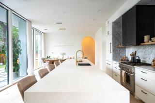 DT Luxury Oasis W Pool & Gym - Austin - 2