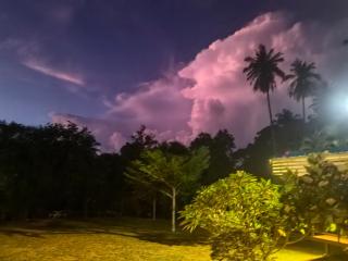 99 Beachfront Resort - 1