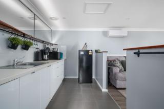 Neat & Tidy Studio with Firepit near Bathurst CBD - Bathurst - 6