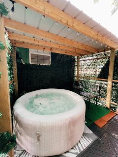 OKC Casita - Newly Remodeled, Modern 2 BR home - Family and pet friendly Plus Hot tub - Oklahoma City - 6