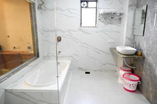 Hotel Adiraj Residency - Nova Bombaim - 5