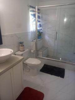 Finest Accommodation Russell Heights Apt #A - Kingston - 8