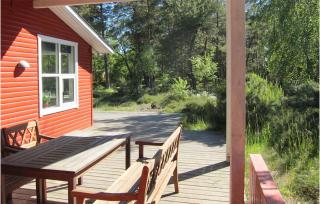 3 Bedroom Beautiful Home In Aakirkeby - 6