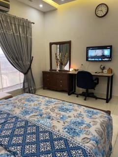 Scenic Cozy Retreat in Islamabad - Islamabad - 8