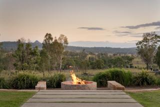 Skyline Farm - - 6