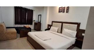 FabHotel Nakshatra Palace - Jāmb - 8