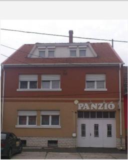Napsugár Panzió - Vác - 0