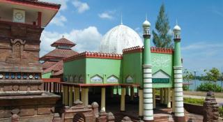 Hotel Kings Kudus - Kudus - 2