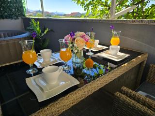 Apartment Blanca with jacuzzi,terase and private parking - Kaštela (Castelli) - 0