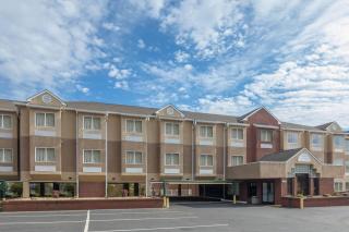 Microtel Inn by Wyndham Lake Norman - Cornelius - 6