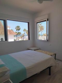 APARTAMENTO EN LA PLAYA - 1