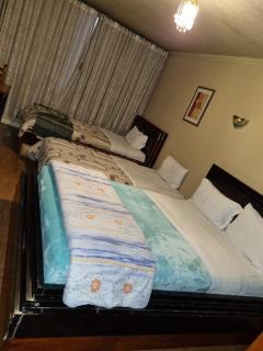 IÑAQUITO GOLD hostal - Quito - 6