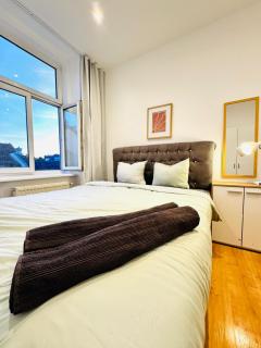 Comfy & Cozy 4BR Shared Apt next to Kaufpark Alterlaa - Vienne - 0
