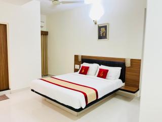 Hotel Grand Bee By Bestinn Leisure, Yeshwanthpur Junction - Bangalore - 8