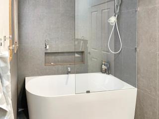 Amber House - Mansfield - 3
