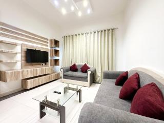 1Bedroom Apartment with Portable bed in Living Area - 0