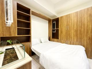 1Bedroom Apartment with Portable bed in Living Area - 8
