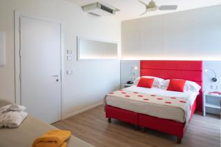 UNA HOTELS Imperial Beach Hotel - Marotta - 6