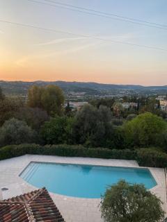 Superbe Appartement avec Piscine - Grasse - Grasse - 0