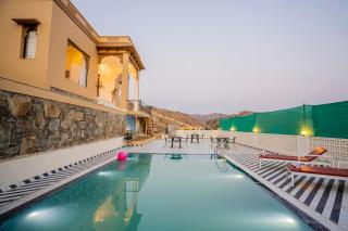 Luxury Villa in Udaipur with Pool & 360 Hill View By Ozy Stays - Nāi - 8