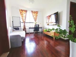 Mrs Li's Home -- Metro Line No 7 nearby --Shanghai University - 9