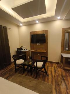 Virat Hills By Blue Waves - 8