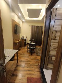 Virat Hills By Blue Waves - 6