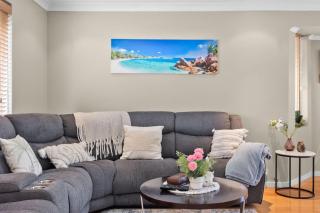 Relaxed Coastal Living with Poolside Bliss - Mullaloo - 9