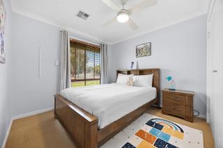Relaxed Coastal Living with Poolside Bliss - Mullaloo - Perth - 3