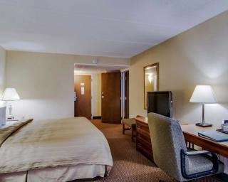 Quality Hotel and Conference Center Bluefield - 9