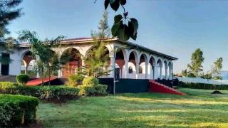 Boketchs Schloss Akarden Restaurant - Homa Bay - 2