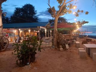 หาดกำนันแคมป์ปิ้ง&ซีฟู๊ด - Ban Laem Sui - 4