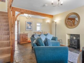 Pass the Keys Beautiful 3 Bed Cottage in the Heart of Flookburgh - Grange Over Sands - 3