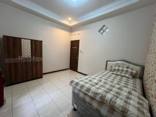 SPOT ON Podomoro Homestay - Yogyakarta - 7