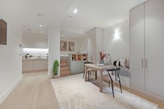 Stylish Earl's Court Studio Plus Patio - London - 0