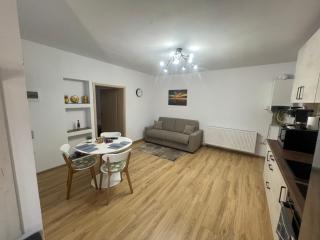 Emanuela Apartments - 5