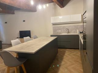 Appartement hyper centre-ville historique 80 m2 - Chambéry - 1
