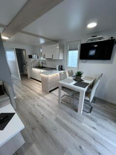 Floating House - LUXURY Floating Sea OASIS Pula - Pula - 3