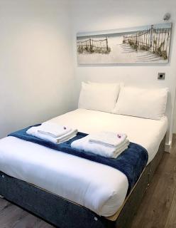 FoxHouse Studio Apartments - Plymouth - 7